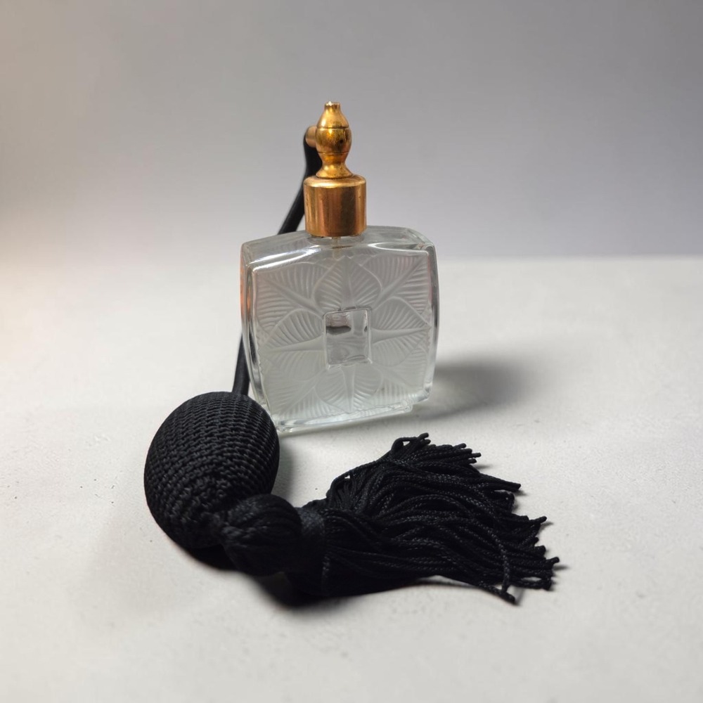 Art Deco Clear Frosted Pressed Glass Perfume Bottle Stylized Leaves w/Atomizer